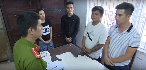 Đà Nẵng: Khởi tố vụ án bắt cóc người khác để ép viết giấy nợ ảnh 1