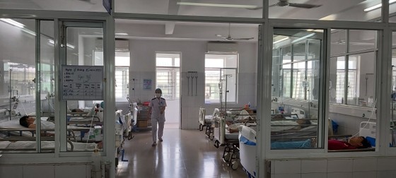 Vụ ngộ độc thực phẩm tại Đà Nẵng: Xử phạt 3 hộ kinh doanh hơn 190 triệu đồng ảnh 1