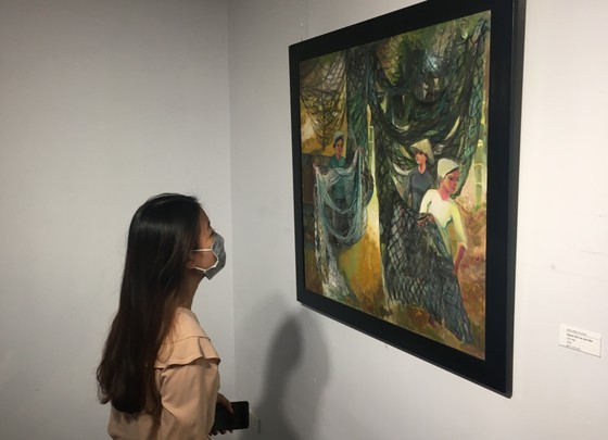Nét đẹp Phụ nữ Việt qua bàn tay người họa sĩ ảnh 4