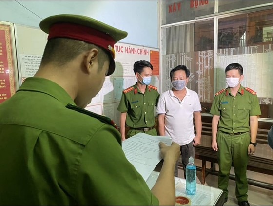 Truy tố chủ doanh nghiệp tại Đà Nẵng đánh đập, buộc người khác viết giấy nợ 122 tỷ đồng  ảnh 1