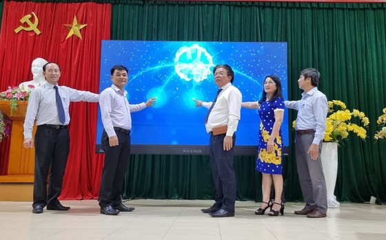 Quảng Nam đưa vào hoạt động Trung tâm Điều hành giáo dục thông minh ảnh 1