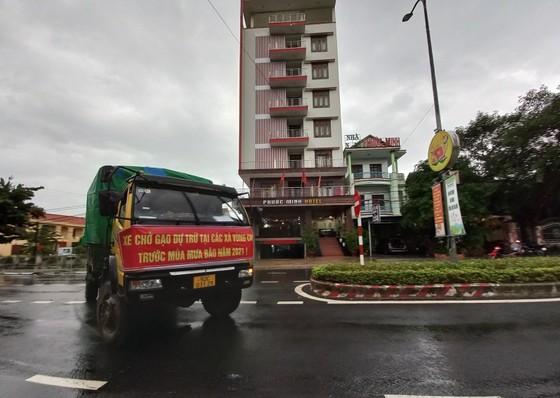 Nhiều nơi tại Quảng Nam bị ngập cục bộ do ảnh hưởng bão số 5 ảnh 6
