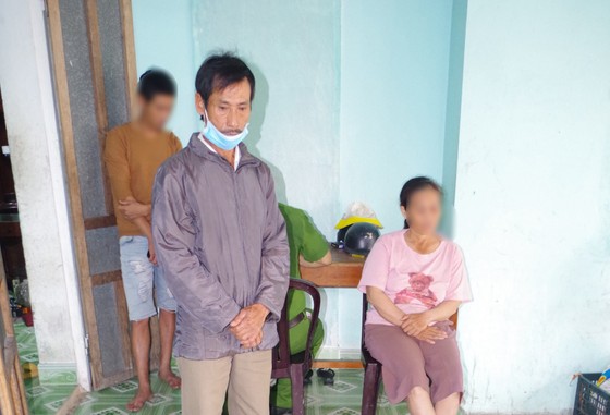 Thầy cúng chữa 'căn' khiến cô gái 21 tuổi mang thai ảnh 1