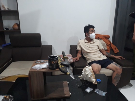15 đối tượng thuê khách sạn để tổ chức 'tiệc' ma túy ảnh 2
