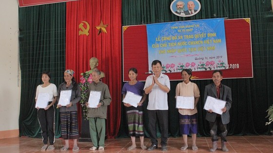 350 người Lào sinh sống tại Quảng Trị được nhập quốc tịch Việt Nam ảnh 2