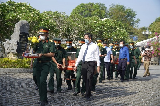 Quảng Trị: Truy điệu, an táng 24 hài cốt liệt sĩ hy sinh tại Lào  ảnh 2