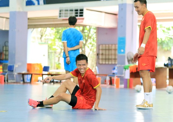 HLV đội tuyển futsal Việt Nam tự tin sẽ giành vé dự World Cup ảnh 2