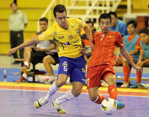 Hồi ức về chiến thắng lịch sử trước Brazil của Quả bóng đồng Futsal Việt Nam ảnh 2