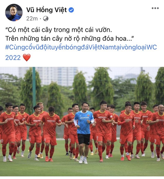 Đặng Văn Lâm và các đồng nghiệp gửi lời chúc đến đội tuyển Việt Nam ảnh 1