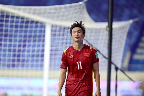 Báo Thái Lan nhắc Kiatisak sau trận thắng của đội tuyển Việt Nam ảnh 2