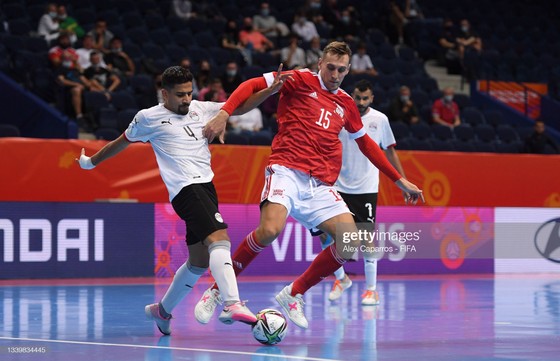 Nga thắng dễ, ‘công nghệ VAR’ lần đầu ra mắt ở Futsal World Cup ảnh 1