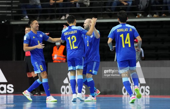 Hai đội đầu tiên vượt qua vòng bảng Futsal World Cup 2021 ảnh 2