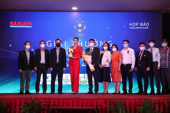 Lễ ra mắt Giải thưởng QBV Việt Nam 2021 vào sáng 25-11. Ảnh: DŨNG PHƯƠNG