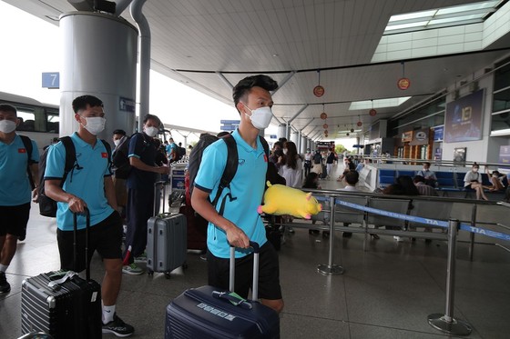 U22 Việt Nam lên đường dự giải Đông Nam Á ảnh 3