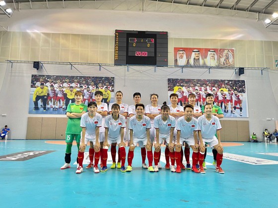 Futsal nữ Việt Nam cải thiện điểm yếu, nhưng bản lĩnh chưa vững ảnh 1