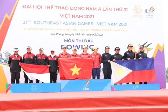 Đội tuyển Rowing Việt Nam giành 2 HC vàng ở nội dung của nữ. ẢNH: THỦY CHUNG