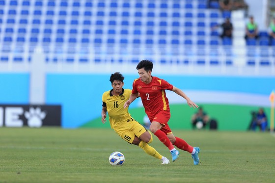 Báo Malaysia thất vọng khi đội nhà thua dễ U23 Việt Nam ảnh 1