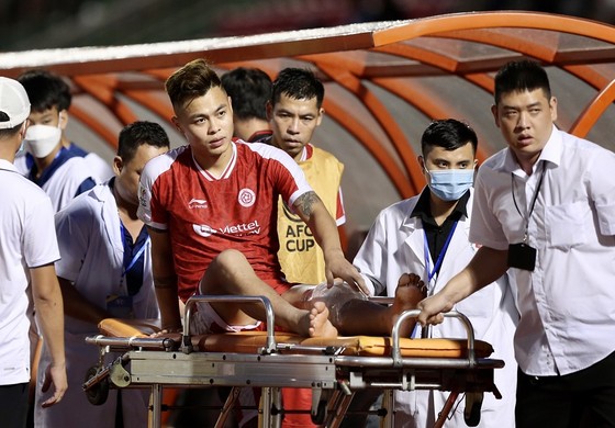 Viettel FC đi tiếp ở AFC Cup 2022, Đức Chiến nhập viện ảnh 2
