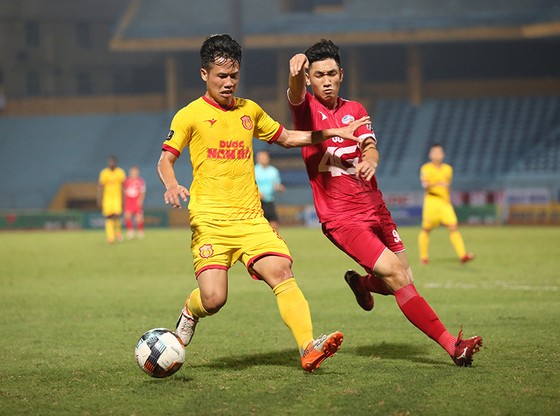 Nam Định - Viettel FC (18g, 19-7): Chủ nhà khó thoát nhóm 'đèn đỏ' ảnh 1