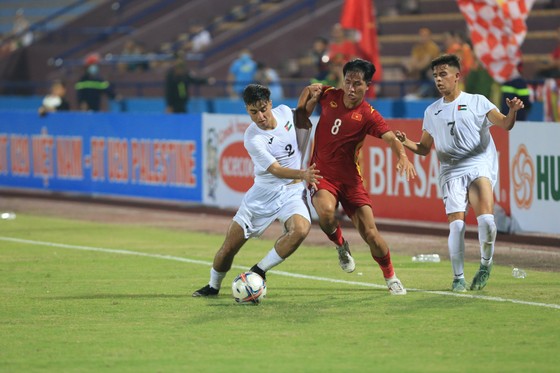 HLV Đinh Thế Nam không hài lòng trận hòa của U20 Việt Nam ảnh 1