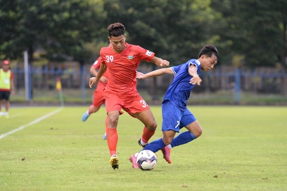 Vòng 16 Giải hạng Nhất 2022: CAND thua sốc, Bình Phước thắng 'chung kết ngược' ảnh 1