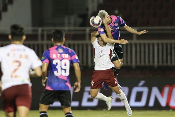 Sài Gòn FC đẩy CLB TPHCM xuống cuối bảng V-League 2022 ảnh 1