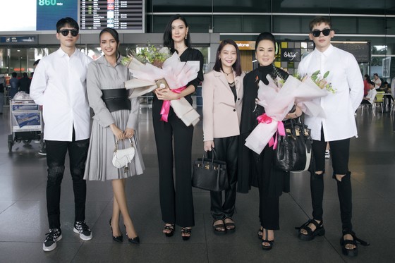 Tân Hoa hậu Hoàn vũ Hàn Quốc đến Việt Nam ảnh 5