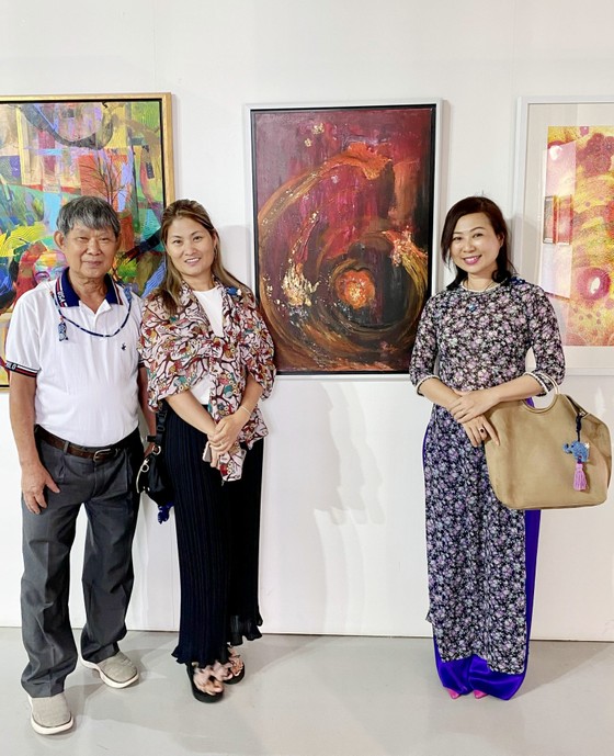 Hoạ sĩ Việt Nam tham gia triển lãm quốc tế tại Thái Lan ảnh 1