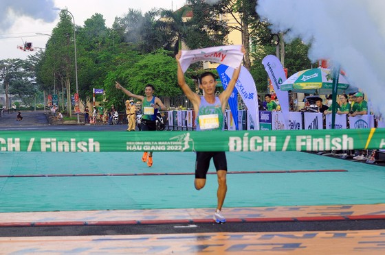 8.500 vận động viên tham gia Giải Marathon  quốc tế Vietcombank “Mekong Delta Marathon” ảnh 3