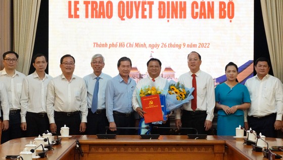 Chủ tịch UBND quận 11 được chỉ định giữ chức Bí thư Đảng ủy Tổng Công ty Công nghiệp Sài Gòn – TNHH MTV ảnh 3