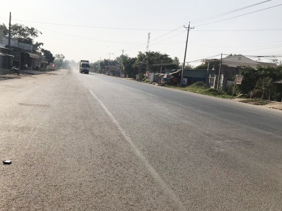 Tây Ninh: Tuyến đường 6 làn xe đến Chùa Bà Đen sẽ hoàn thành trước Tết Canh Tý ảnh 1
