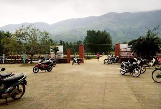 Truy tìm người rải đơn "tố" chủ tịch xã quan hệ bất chính khiến nữ kế toán có thai ảnh 1