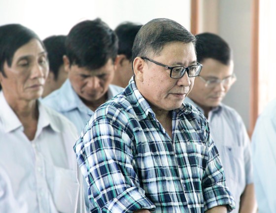 Tuyên án cựu chủ tịch huyện Đông Hòa cùng các thuộc cấp ảnh 1