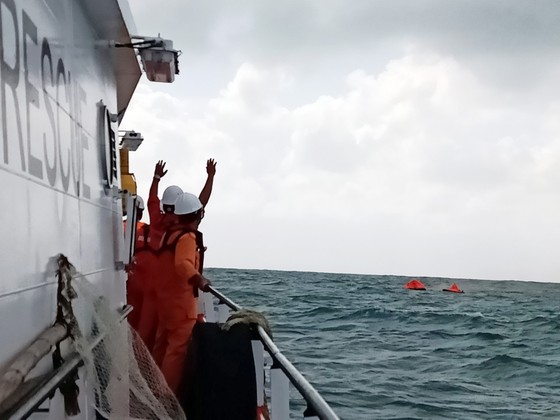 Tàu Toàn Phát 68 chìm trên biển: "Thuyền trưởng đã quên thân mình để cứu chúng tôi!" ảnh 1
