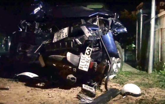 Ba người nhập viện sau tai nạn giao thông nghiêm trọng ở Phú Yên ảnh 2