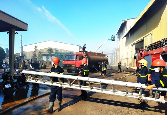 Lại xảy ra cháy tại khu công nghiệp Phú Tài, Bình Định ảnh 7