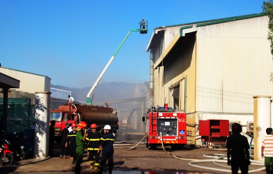 Lại xảy ra cháy tại khu công nghiệp Phú Tài, Bình Định ảnh 5