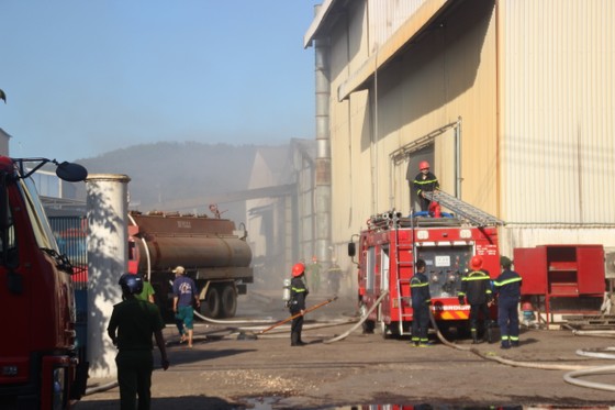 Lại xảy ra cháy tại khu công nghiệp Phú Tài, Bình Định ảnh 11