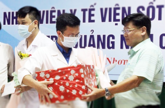 Bình Định, Phú Thọ chi viện hàng chục y, bác sĩ hỗ trợ Quảng Nam phòng chống dịch Covid-19 ảnh 5