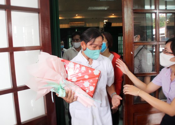 Bình Định, Phú Thọ chi viện hàng chục y, bác sĩ hỗ trợ Quảng Nam phòng chống dịch Covid-19 ảnh 7