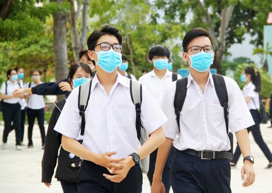 Thí sinh miền Trung thi tốt nghiệp THPT 'về đích' an toàn ảnh 1