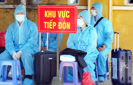 Phú Yên đón 339 công dân từ Liên Bang Nga về khu cách ly tập trung ảnh 1