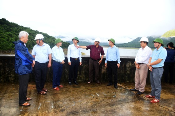 Kiểm tra ứng phó với áp thấp, mưa lũ tại tỉnh Bình Định ảnh 1
