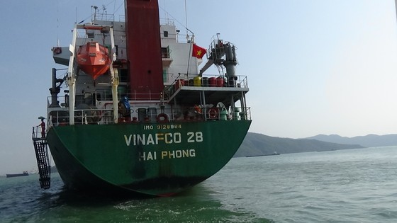 Hai tàu hàng tông nhau ở biển Bình Định: Đại diện tàu hàng VINAFCO 28 khai gì? ảnh 1