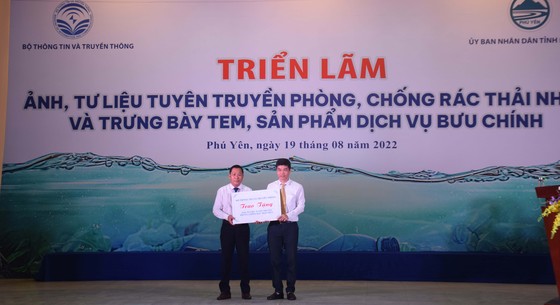 Phú Yên: Triển lãm 300 bức ảnh, tư liệu về phòng chống rác thải nhựa ảnh 2