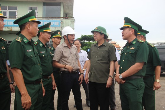 Bình Định: Lập 2 sở chỉ huy tiền phương chống bão số 4 ảnh 4