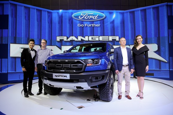 Ford Việt Nam thể hiện sức mạnh xe bán tải và đa dụng