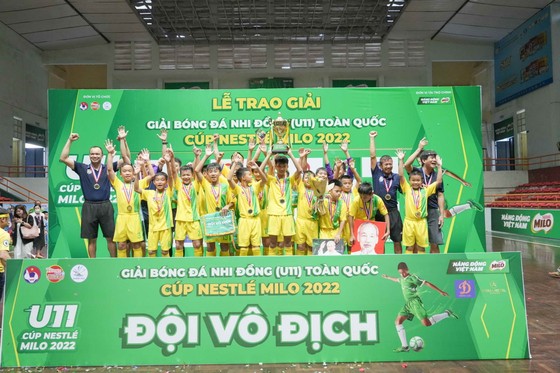 Sông Lam Nghệ An đăng quang Giải bóng đá Nhi đồng toàn quốc - Cúp Nestlé MILO 2022