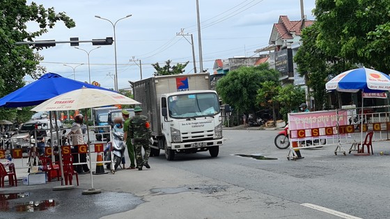 Quảng Nam đề nghị Trường Đại học Phan Châu Trinh xét nghiệm chẩn đoán SARS-CoV-2 ảnh 1