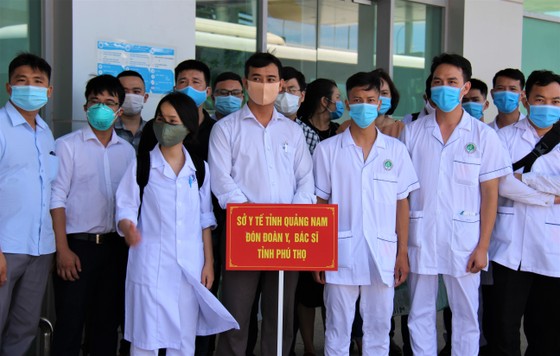 Bình Định, Phú Thọ chi viện hàng chục y, bác sĩ hỗ trợ Quảng Nam phòng chống dịch Covid-19 ảnh 15
